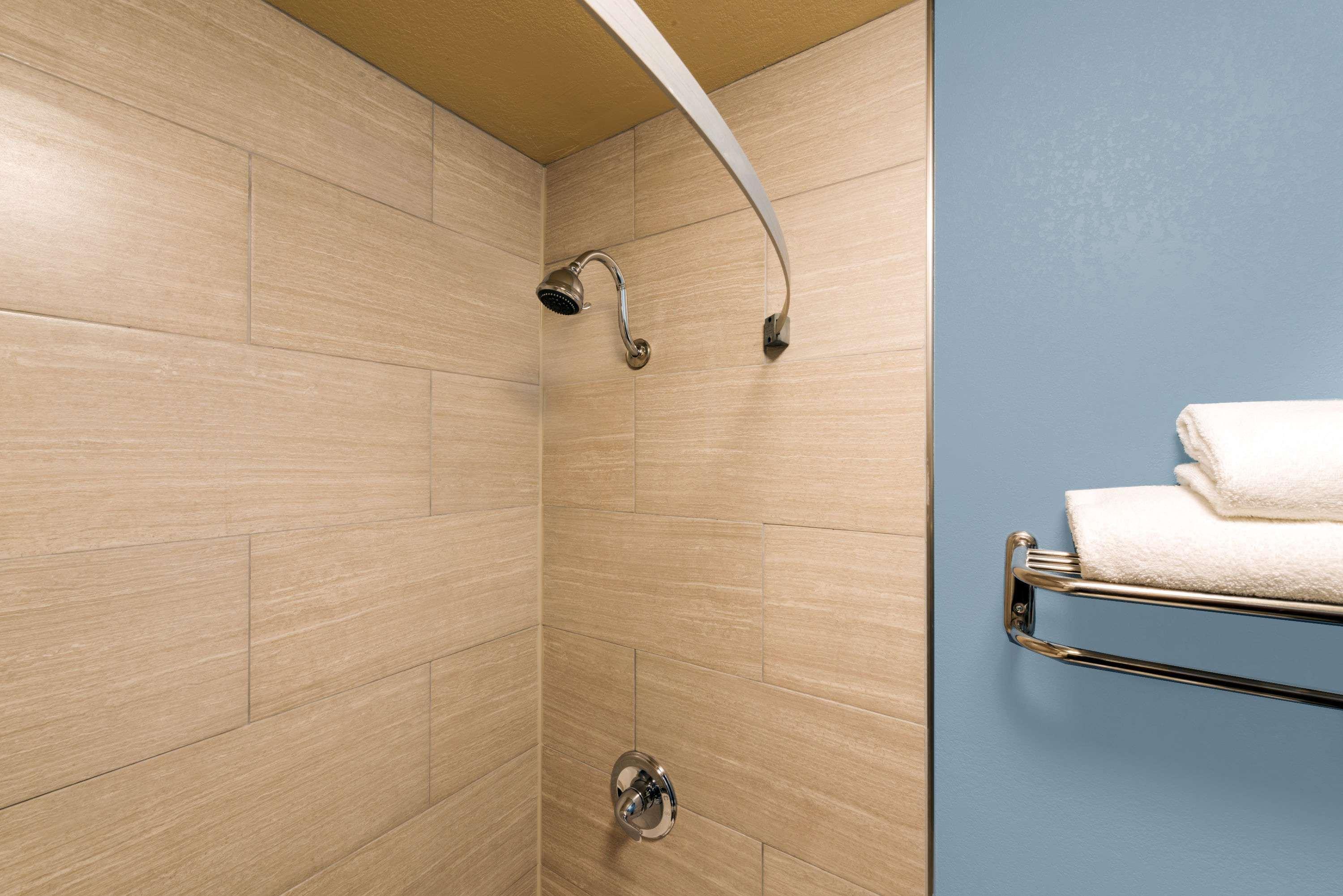 Ramada By Wyndham Louisville North Εξωτερικό φωτογραφία